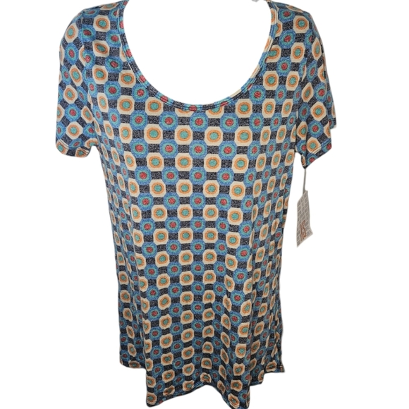 NWT Lularoe Classic Tee Short Sleeve Top - Picture 1 of 3